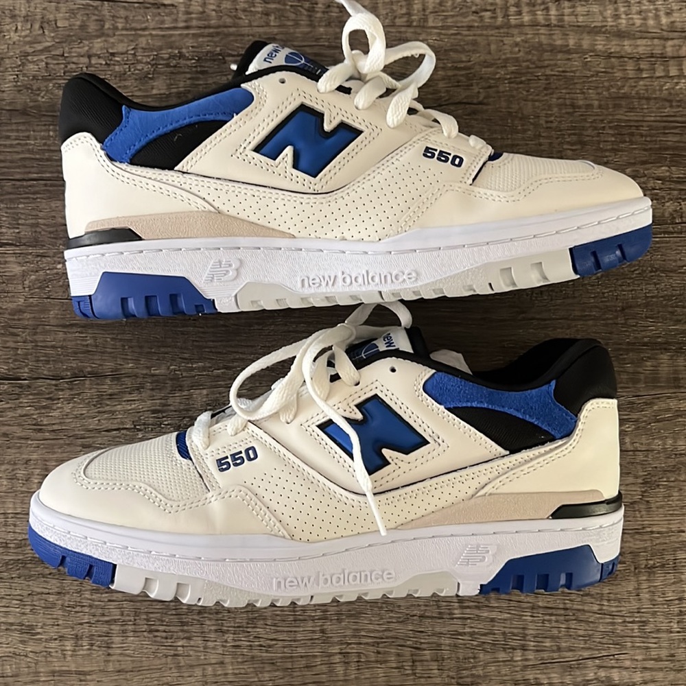 New Balance 550 Sea Salt Team Royal - Size M 9 - NWT - Picture 9 of 10
